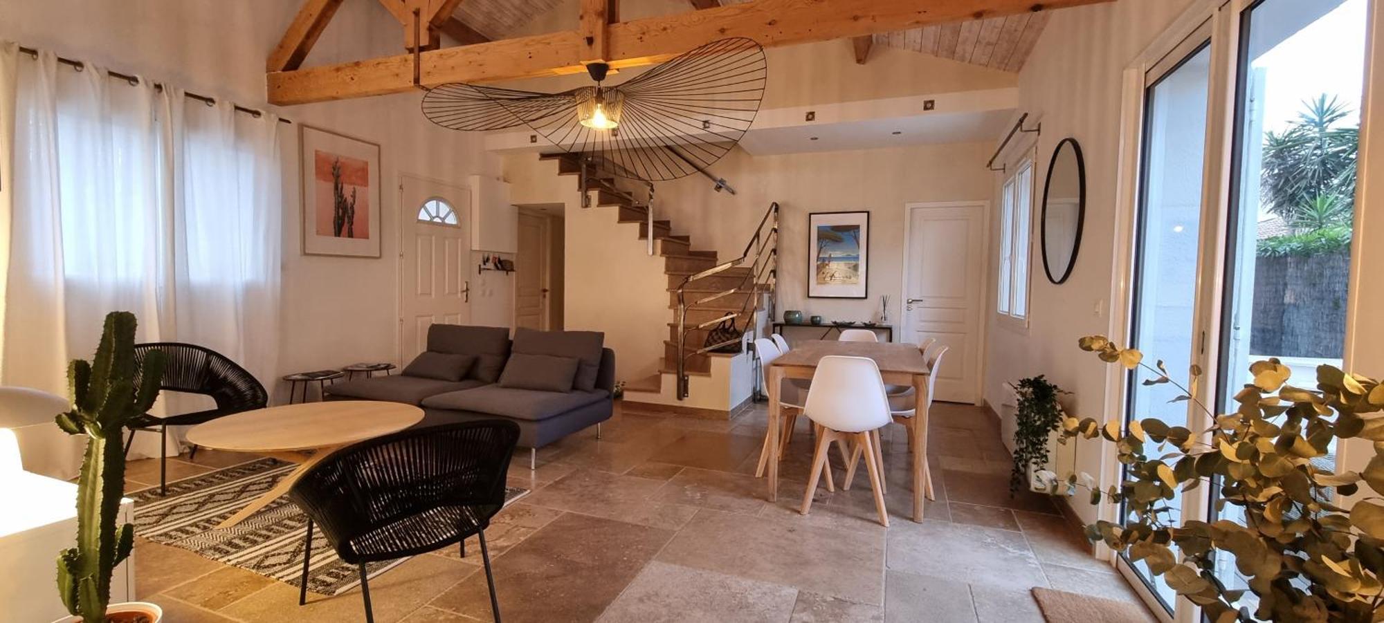Maison De Bord De ,hyeres, 3 Chambres, Jardin, Calme Hébergement de vacances